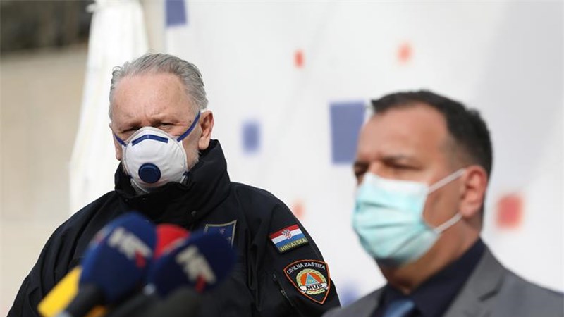 Božinović: Idemo prema strožijim mjerama kretanja. Beroš: Pronašli smo mogućnost prijema pacijenta iz oštećenih objekata